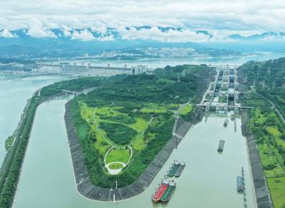 2026年三峡枢纽通过量已达1亿吨（客户端采稿）