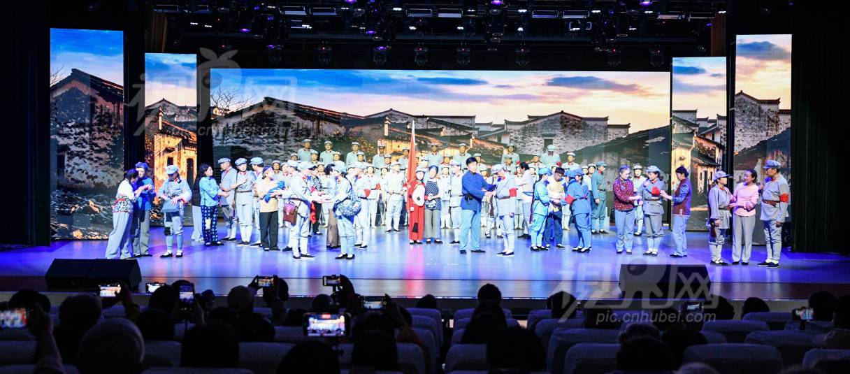 1011910