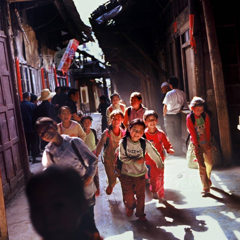 125181