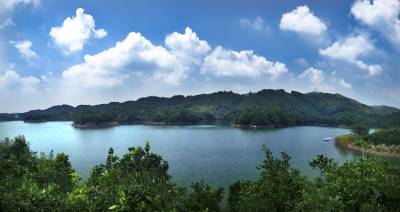 美丽的陆水湖
