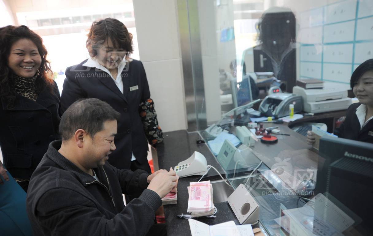 147696