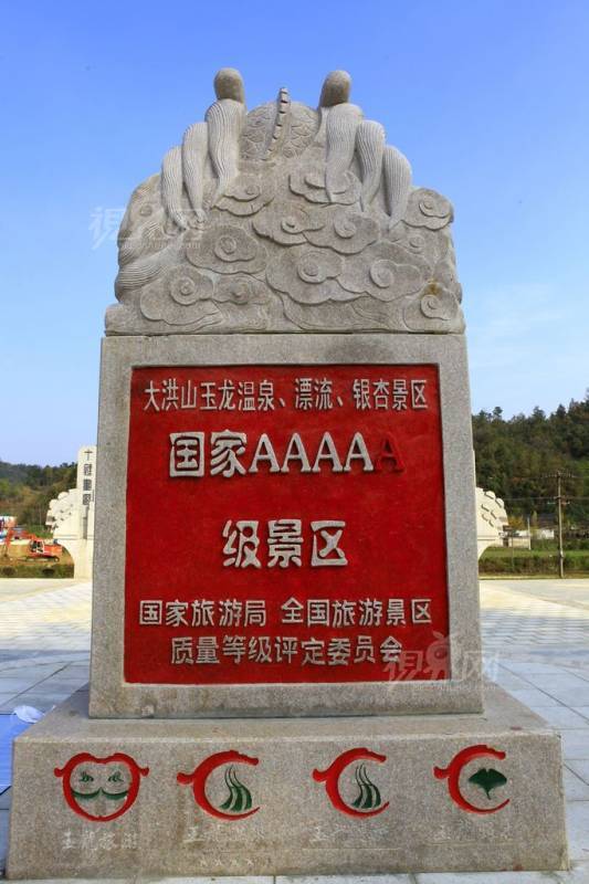 148082