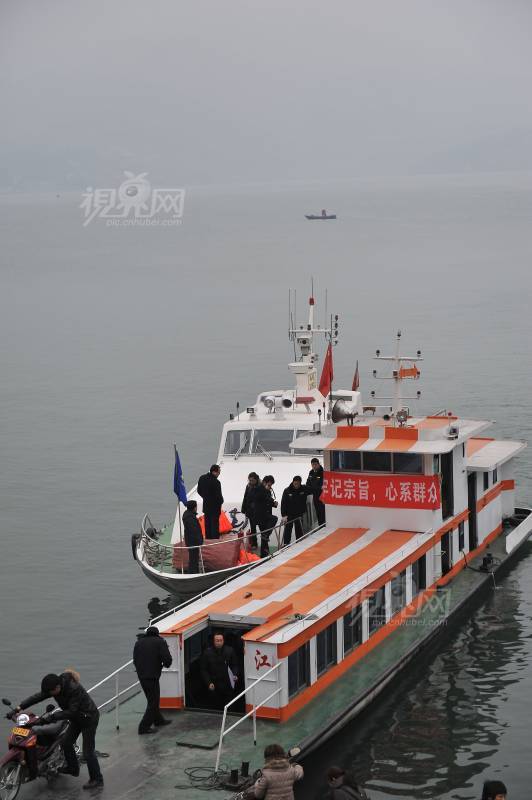 169114