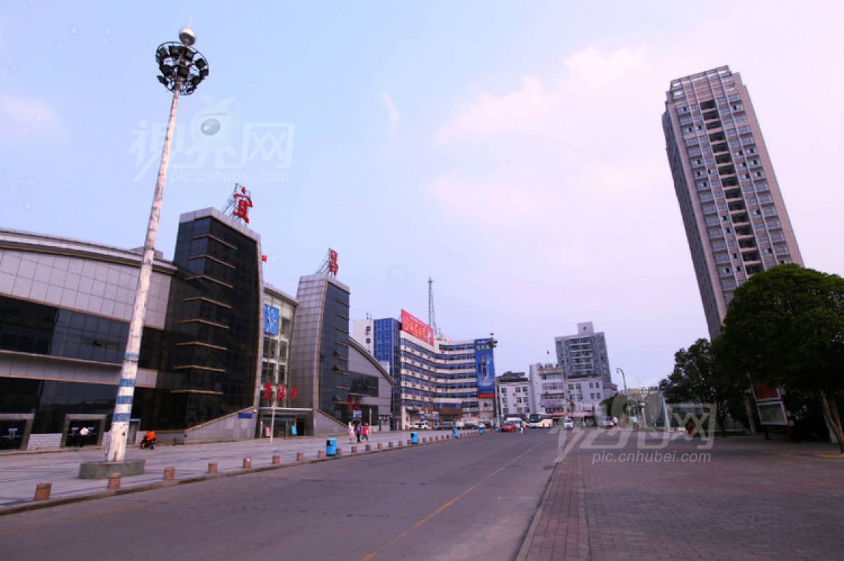 218686