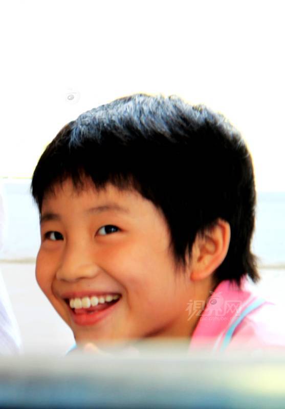 235988