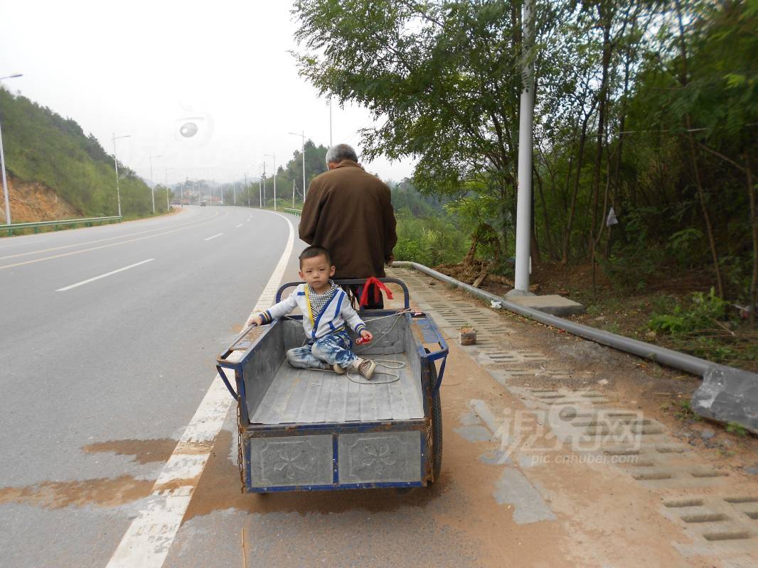 240120
