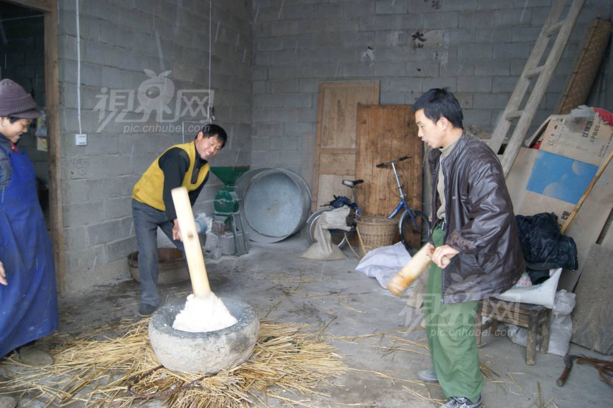 268392