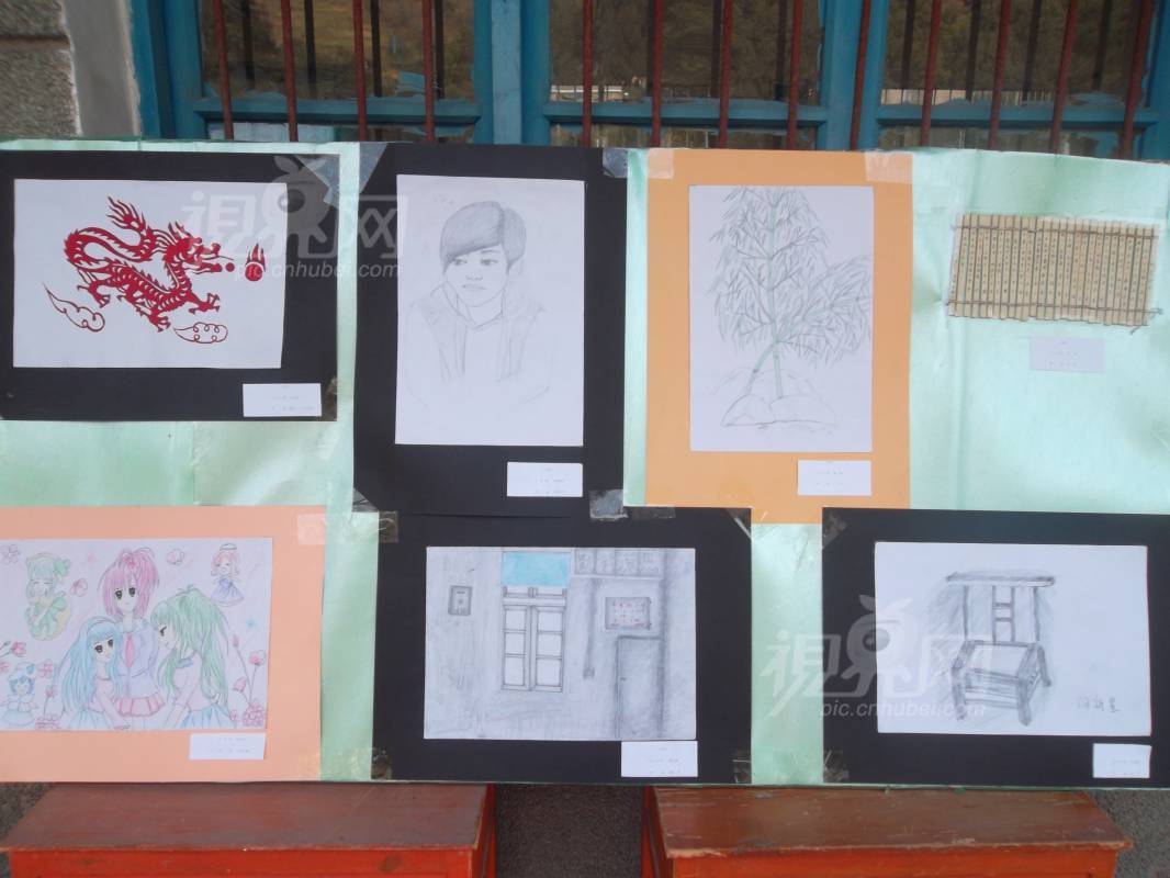 270211