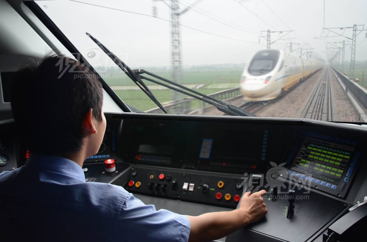 270257