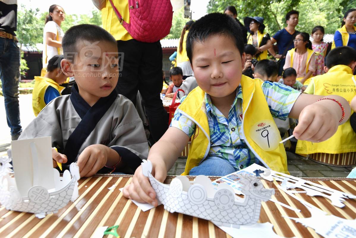 497139