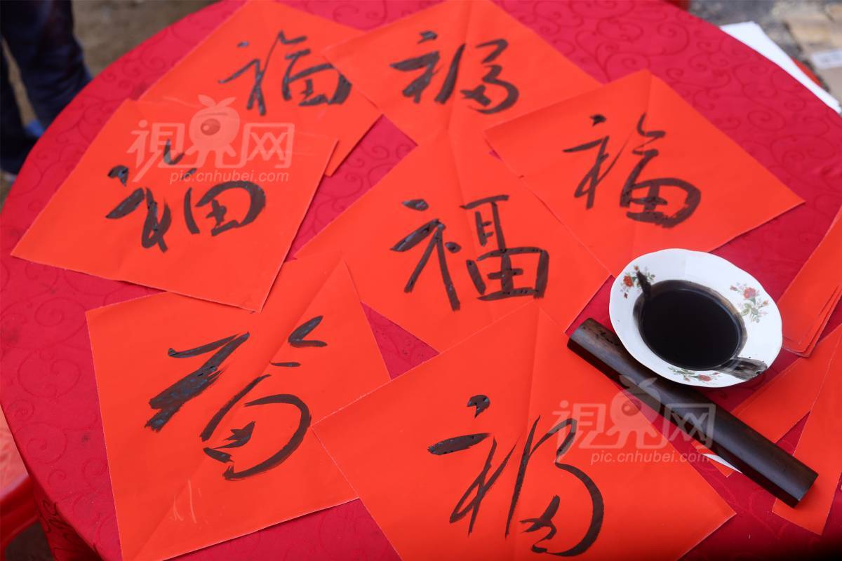 522269