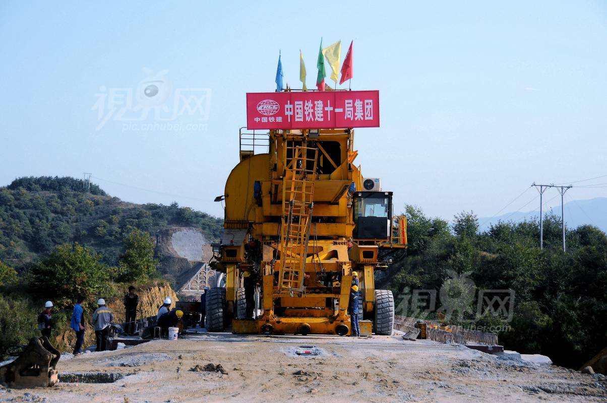 551531