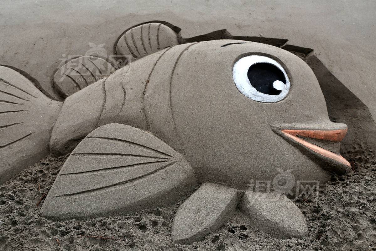 574385