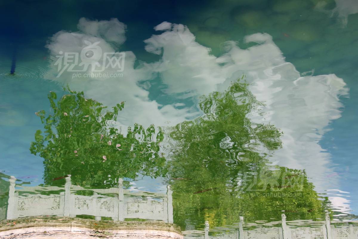 588672