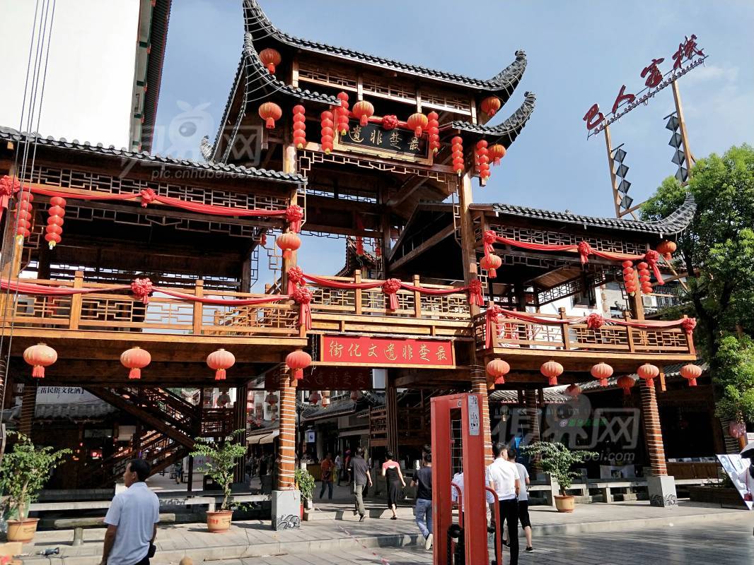 589193