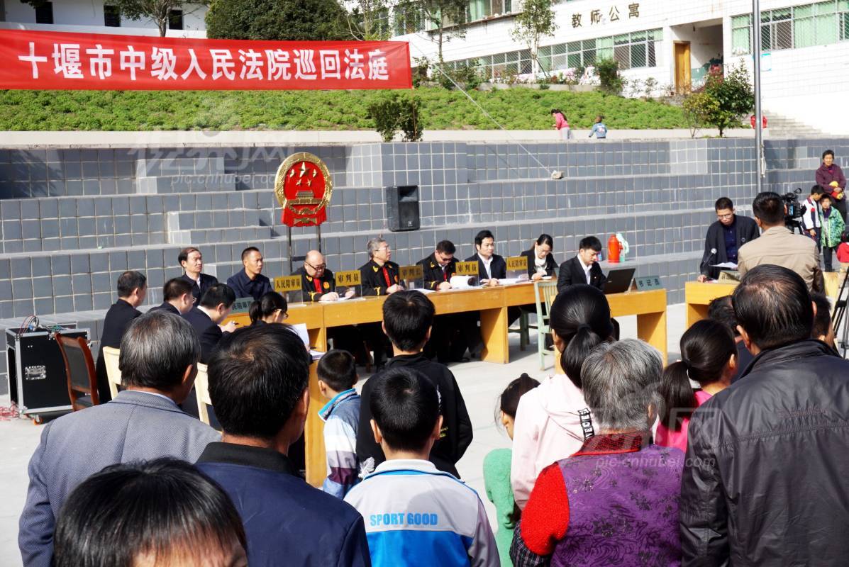 597597