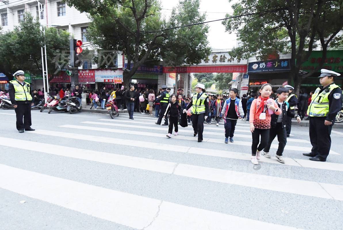 597796