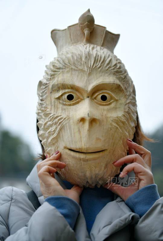 602842