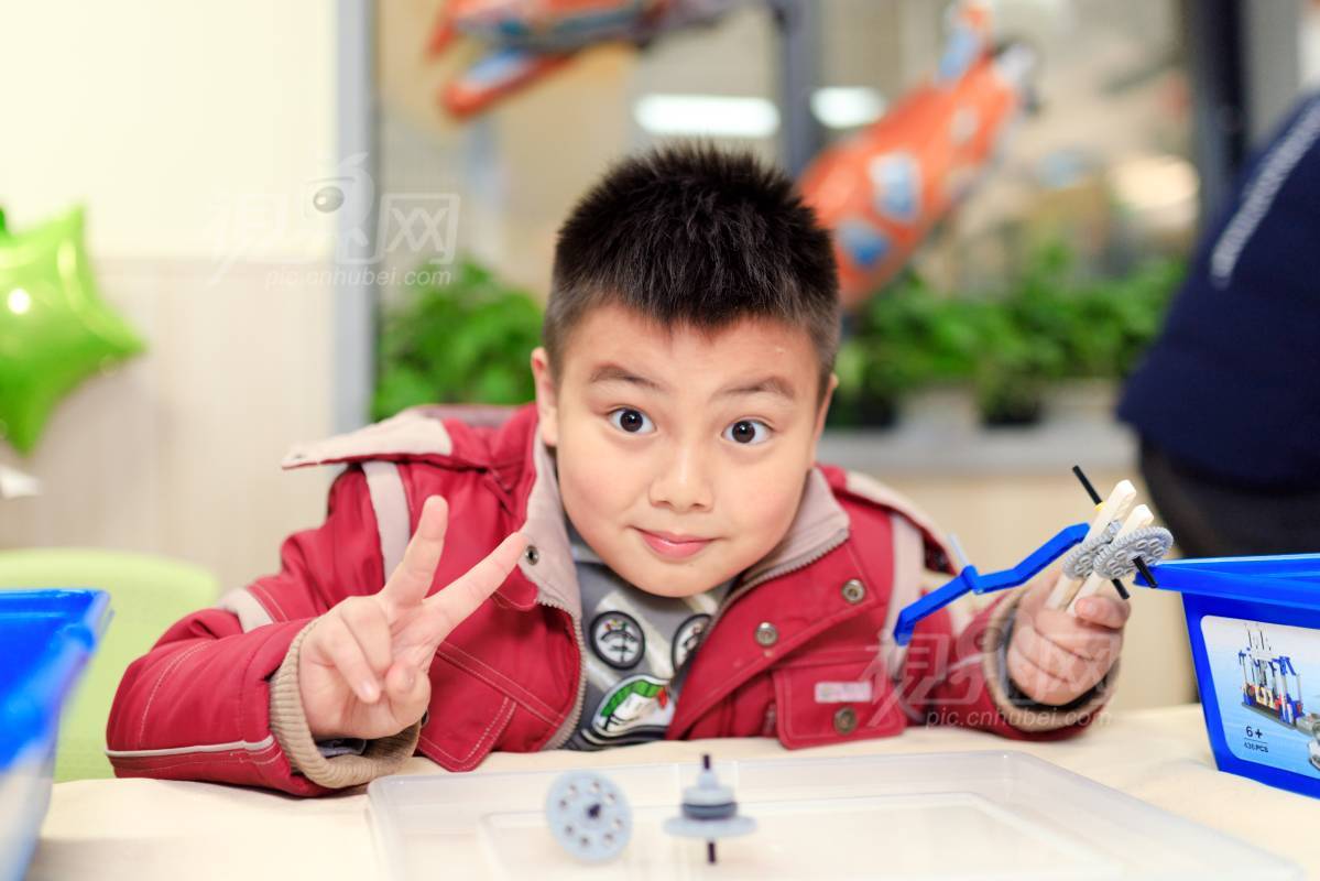 603159