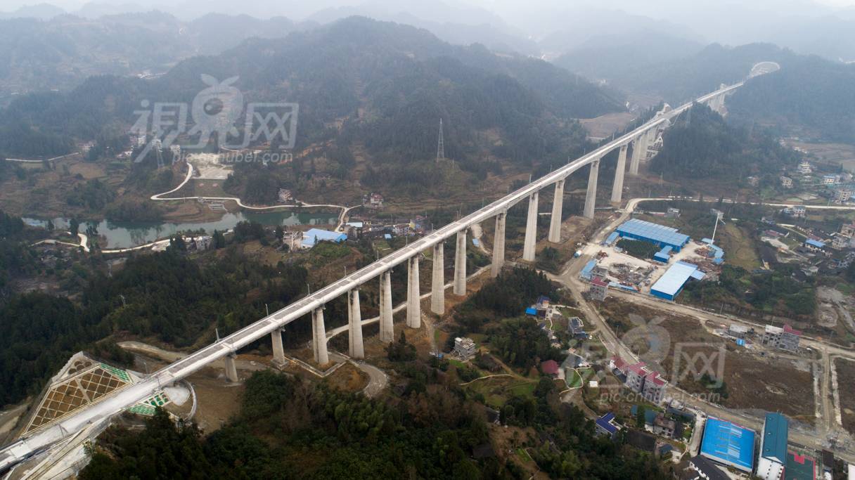 603622