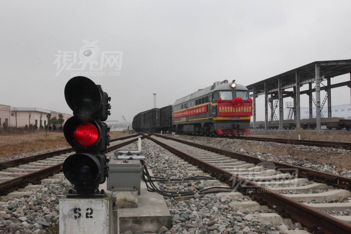 608186