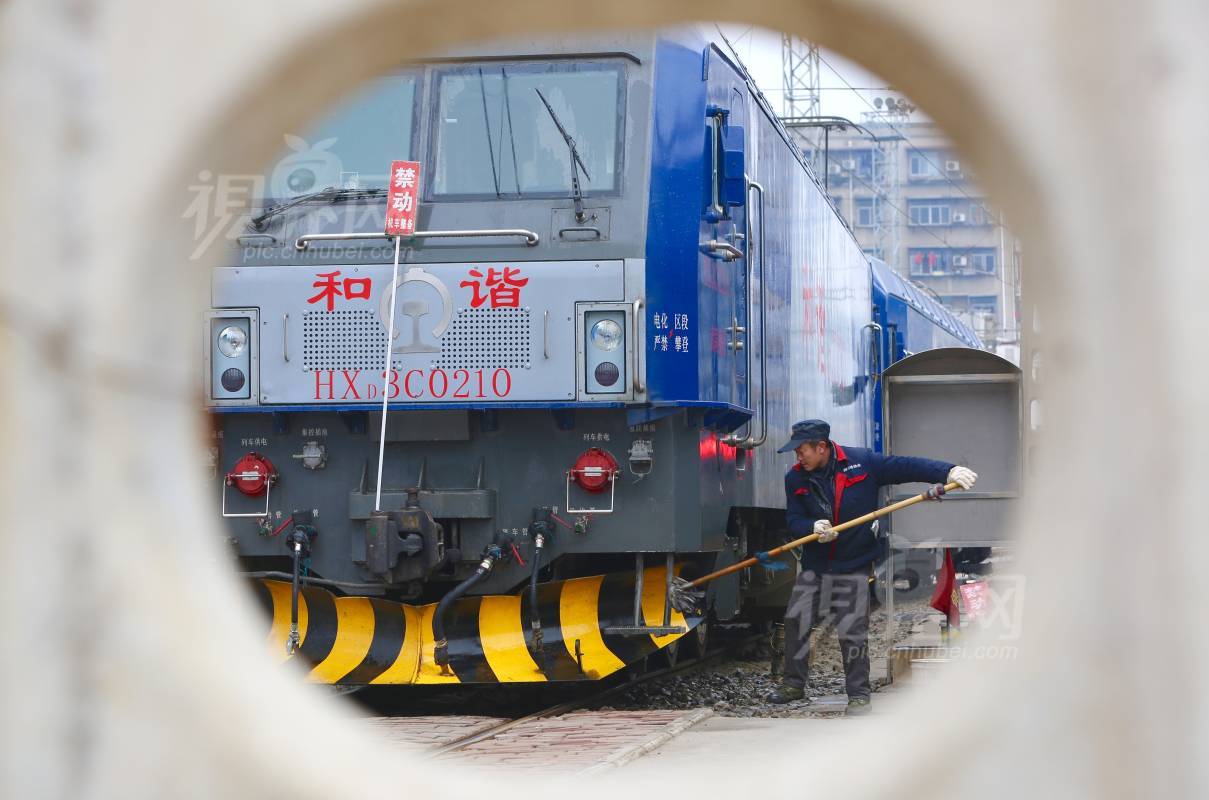 610802