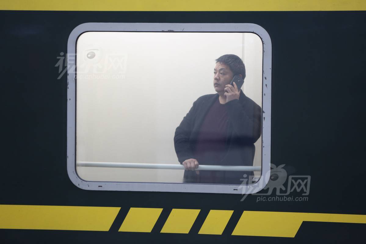 614219