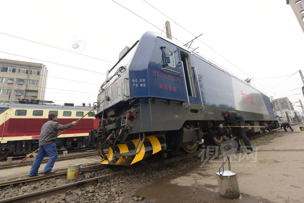 614252