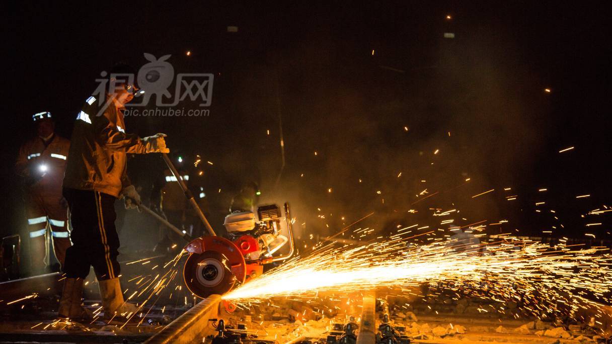 616308