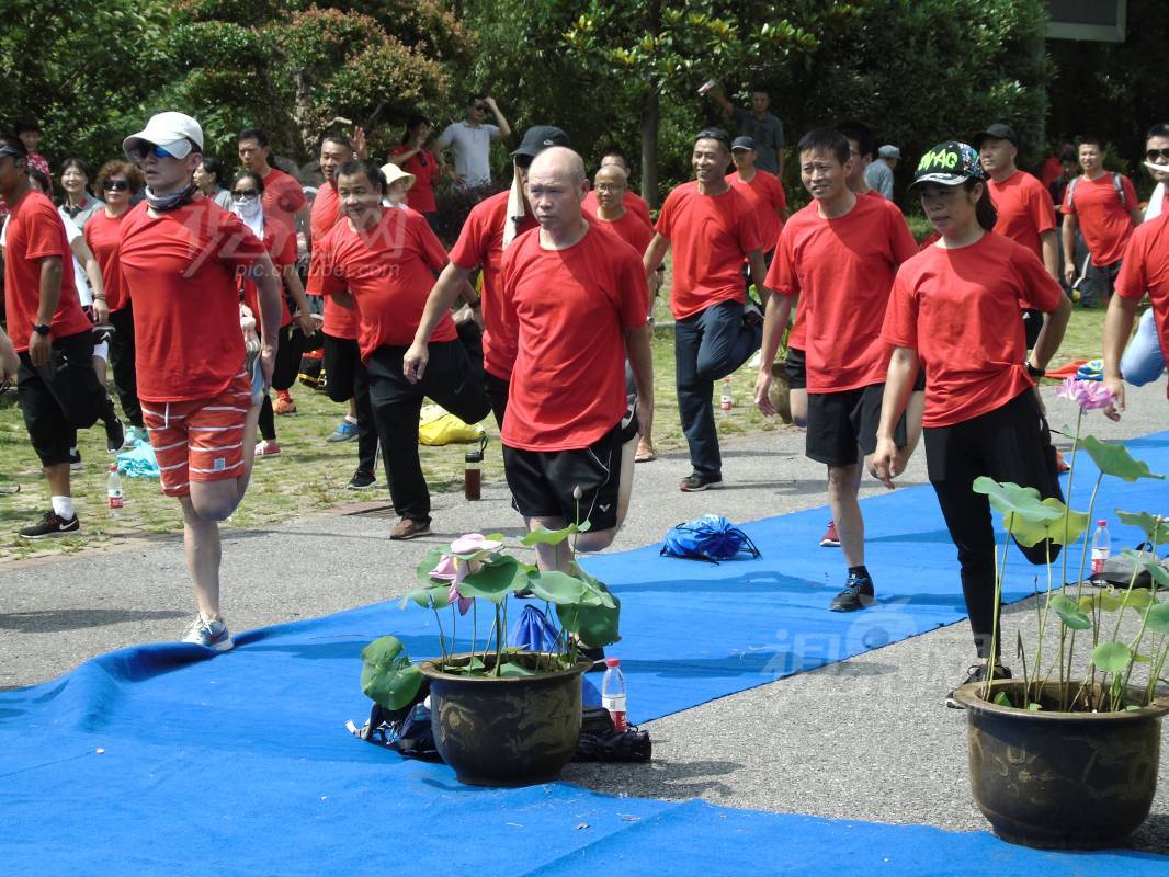 635453