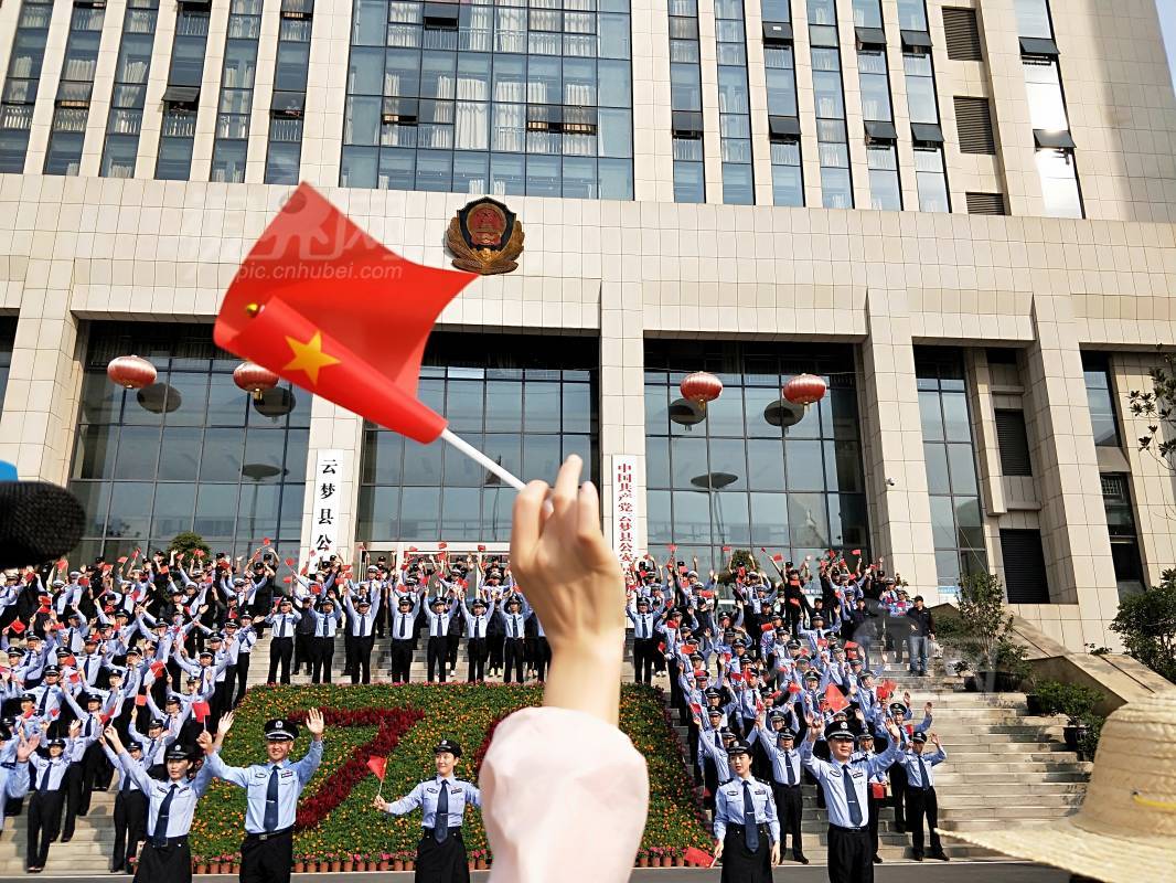 644556