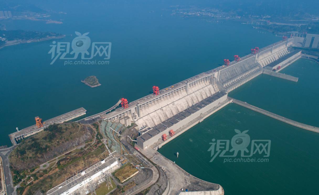 646631