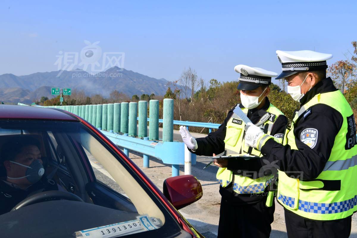 658342