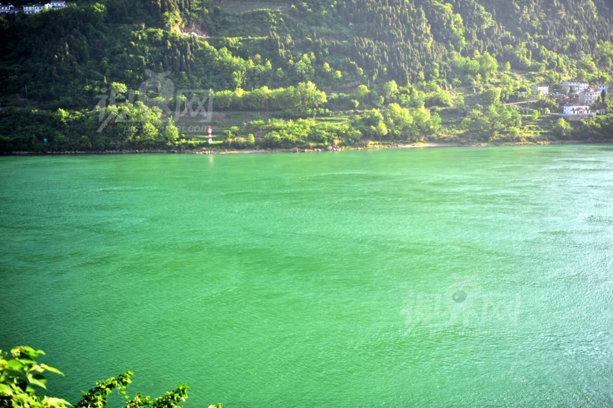 676419
