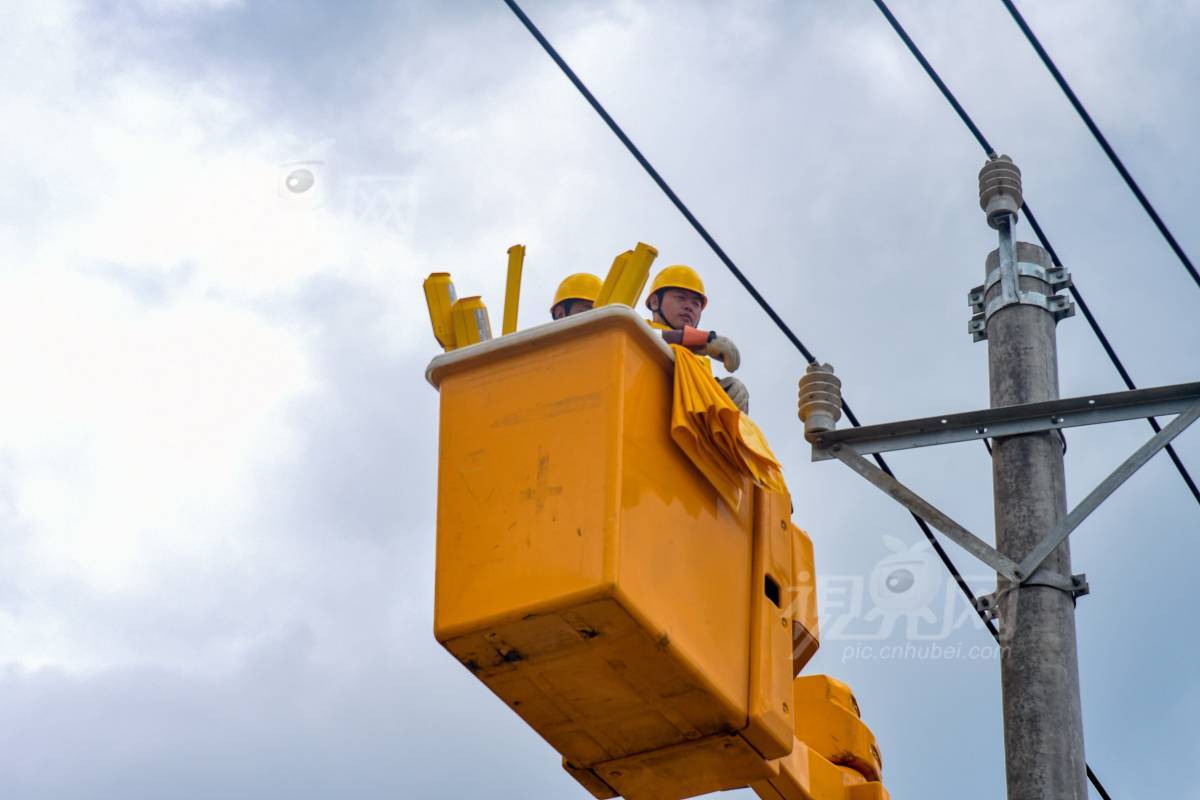 688636
