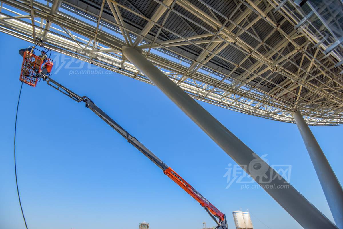 689024