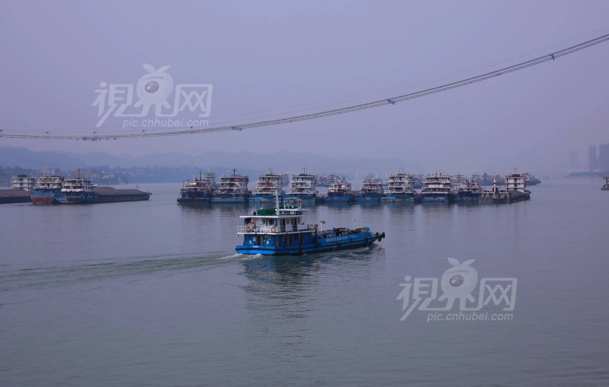 693284