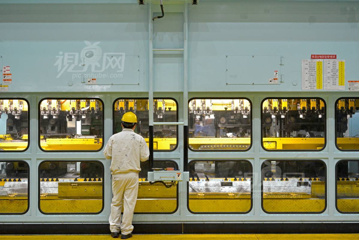 708454