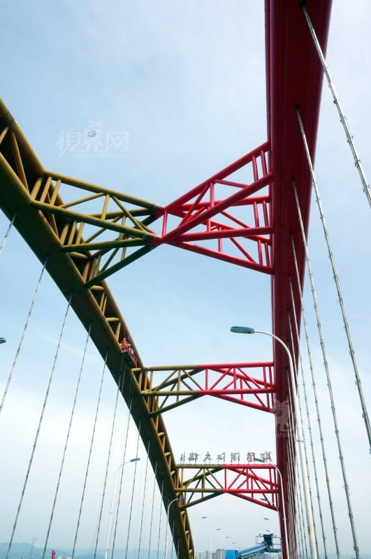 727282
