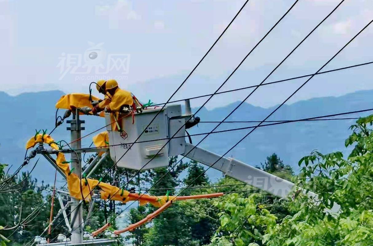 735408