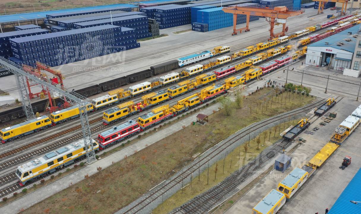 750367