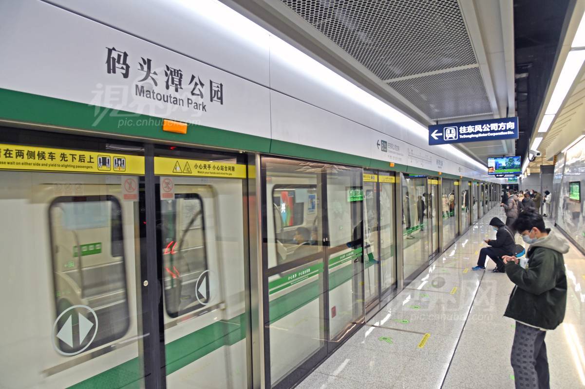756742