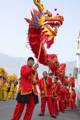 湖北秭归：多彩民俗喜庆“龙抬头”