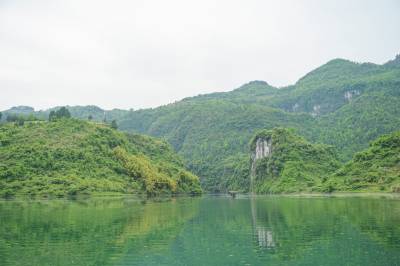 湖北来凤：醉美阿塔峡