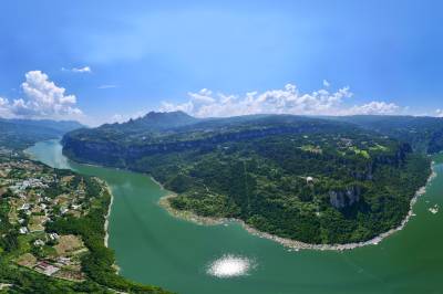 湖北恩施：“好风景”变“好钱景”