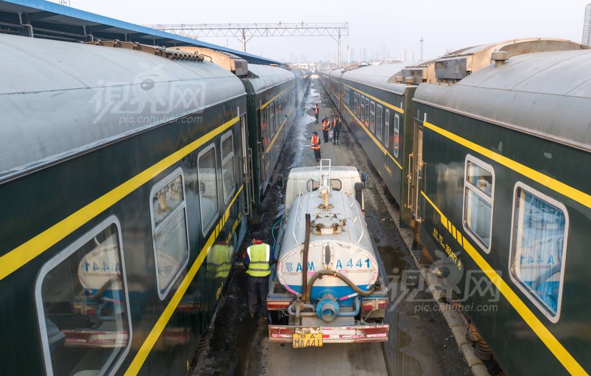 917063