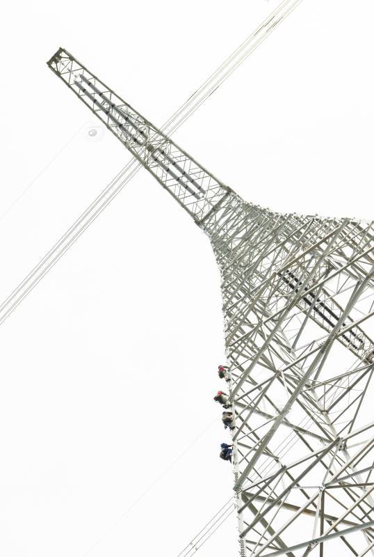 930704