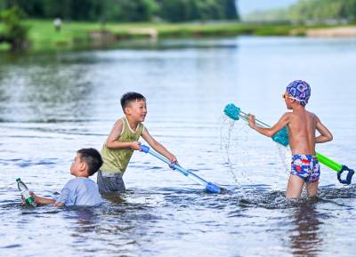 英山：炎炎夏日催热“清凉经济”