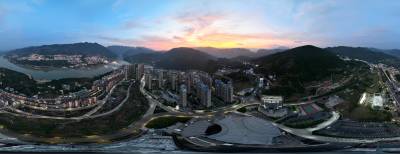 巴东：夕阳无限好 只是近黄昏