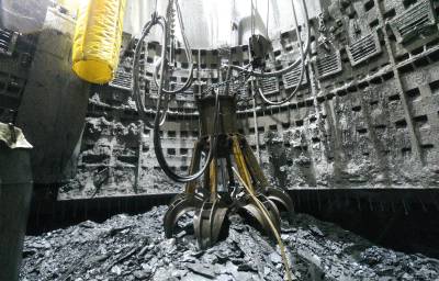 湖北保康：引江补汉工程10号竖井掘进深度达到484.25米